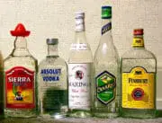 Royaume-Uni : les députés veulent inscrire des messages d&rsquo;avertissement sur les bouteilles d&rsquo;alcool