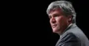 Stéphane Le Foll tacle McDonald’s et son « slogan » sur l’agroécologie