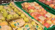 Les emballages plastiques interdits à l’ensemble des fruits et légumes en 2026