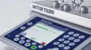 Mettler Toledo présente son application de conditionnement assistée par balance assurant l’intégralité du kit à 100%