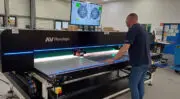 Emballage : Miller Graphics renforce son expertise avec l’acquisition de la Flatmount 3000