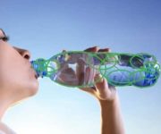 Danone & Nestlé Waters créent l’Alliance NaturALL Bottle pour des bouteilles 100% bio-sourcées