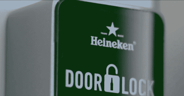 Heineken met au point une serrure qui ne se déverrouille qu’avec une bouteille de bière