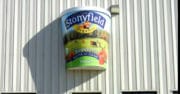 Danone annonce la cession de Stonyfield à Lactalis pour 875 millions de dollars