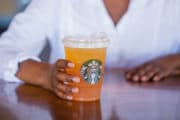 Starbucks dote son usine de six nouveaux torréfacteurs de grains entiers -  Agro Media