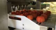 Mécanuméric conçoit une chaîne de production sur-mesure dédiée à la découpe d’agrumes