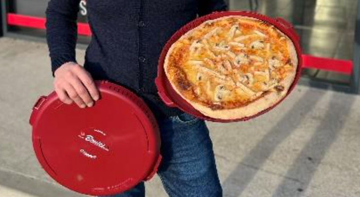 Emballage : Bonici s’affranchit des boites en carton et passe aux boîtes à pizza réutilisables