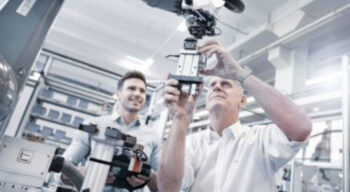 Systèmes de préhension : Stäubli propose de nouvelles solutions de manipulation de pièces sur mesure pour robots