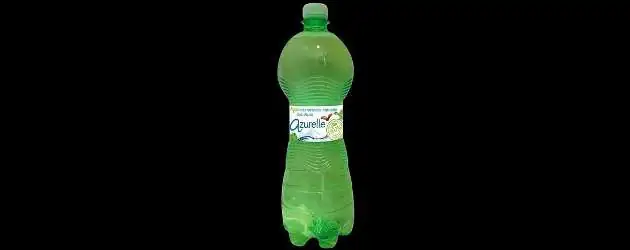 Azurelle : première bouteille d’eau 100% végétale en France